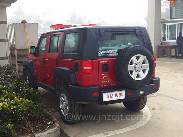 消防車廠家添置一臺消防巡指揮車 微信圖片_20180310073639.jpg